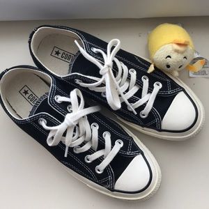 Converse black shoes sneakers almost new 7
